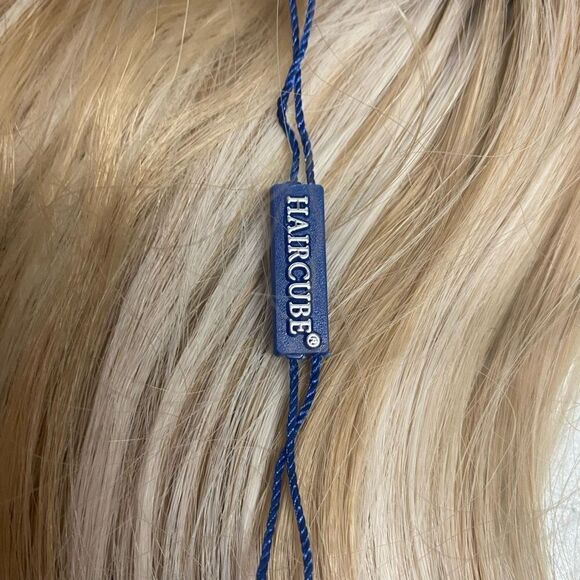 HAIRCUBE Shining‎ Yourself Long Hair Synthetic Wig Blonde Brown - Picture 11 of 11